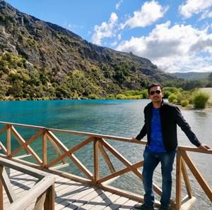 Meet your Posher, Amit